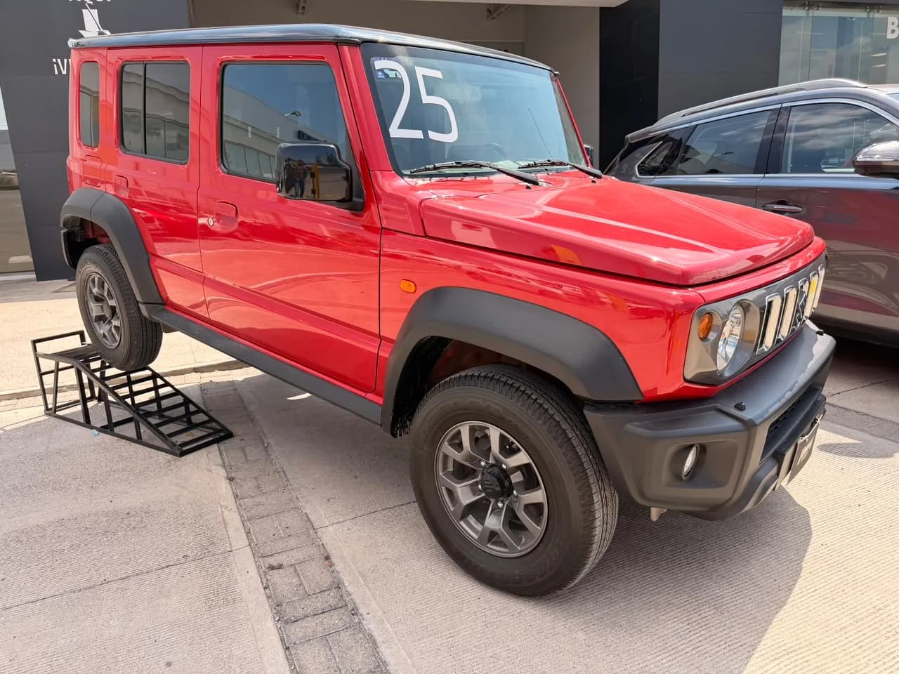 Suzuki SUZUKI JIMNY GLX 5 DOOR 2025